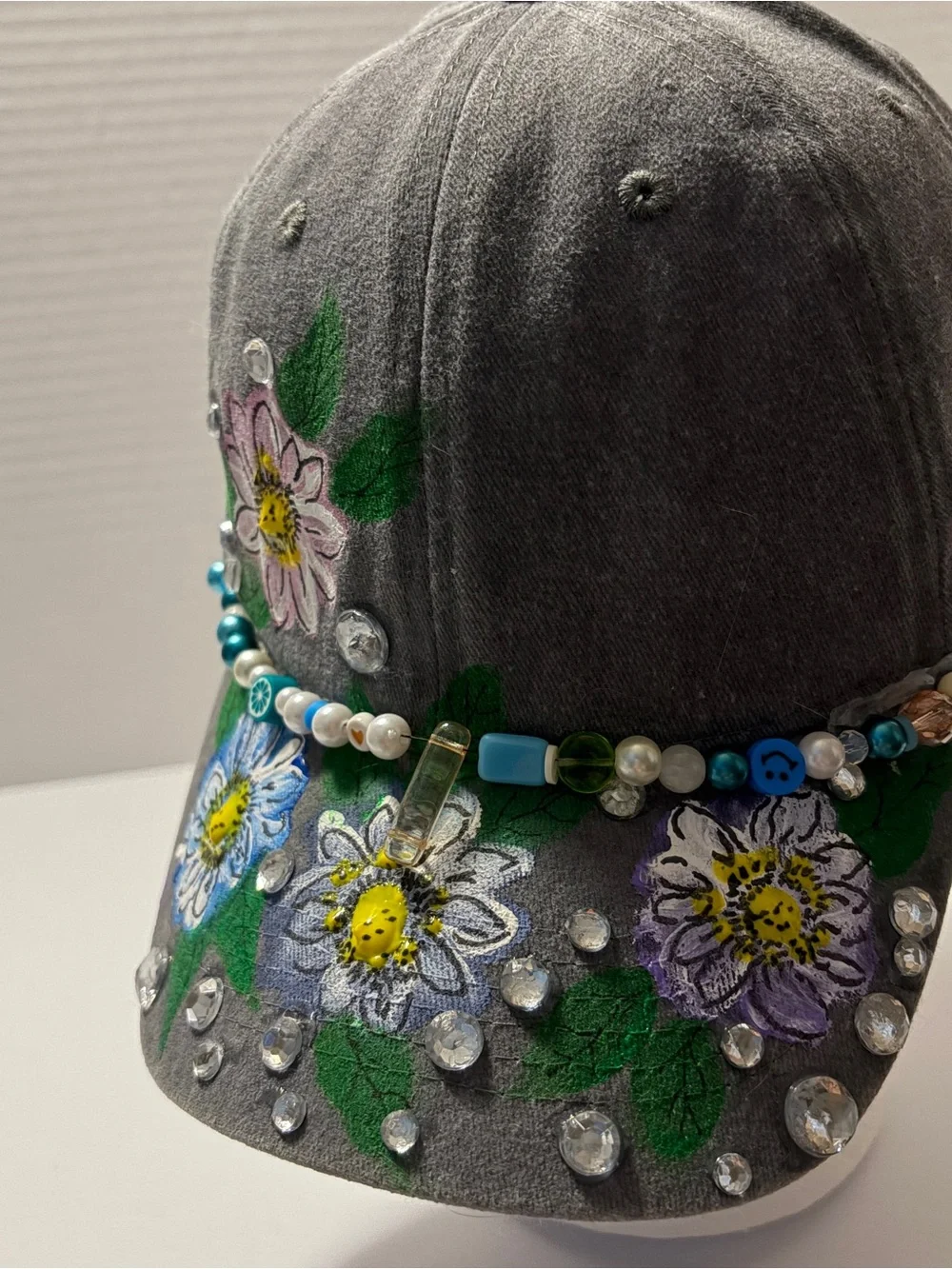 N/A fashionable gray